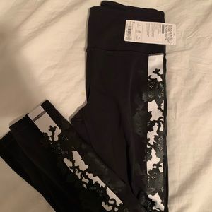 limited edition Athleta rose stripe leggings